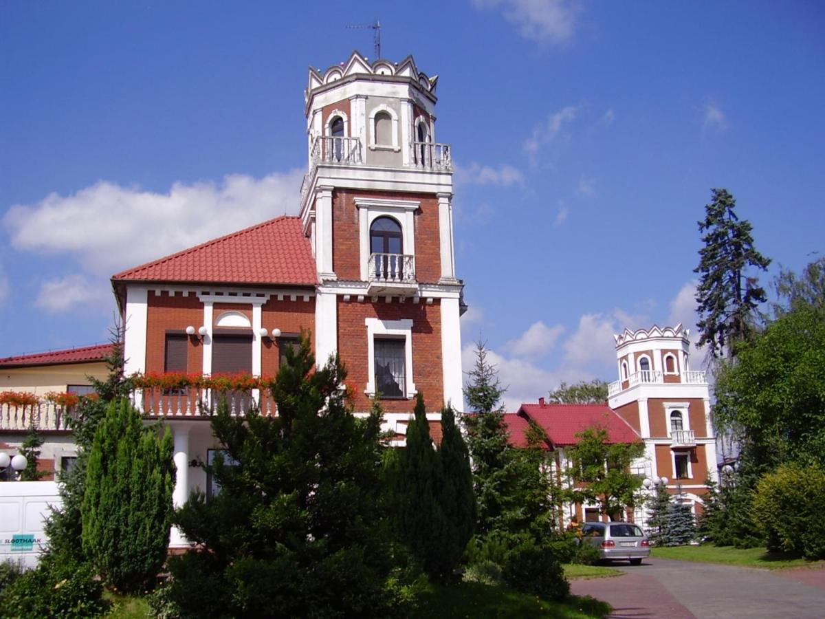 Hotel Zameczek Radomsko Exterior photo